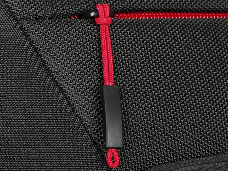 ThinkPad Essential Plus Topload (Eco) 16"